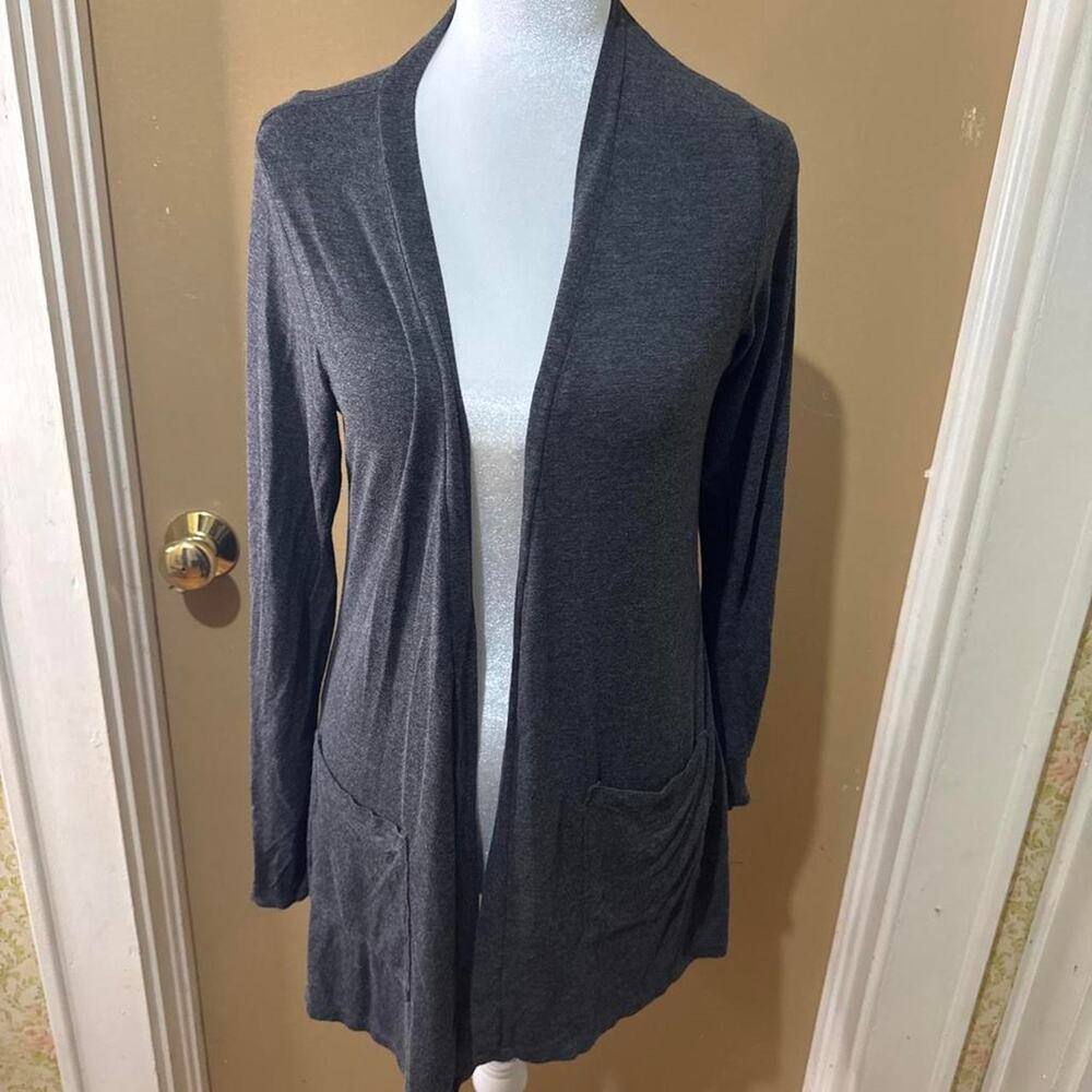 Joie de vivre gray cardigan